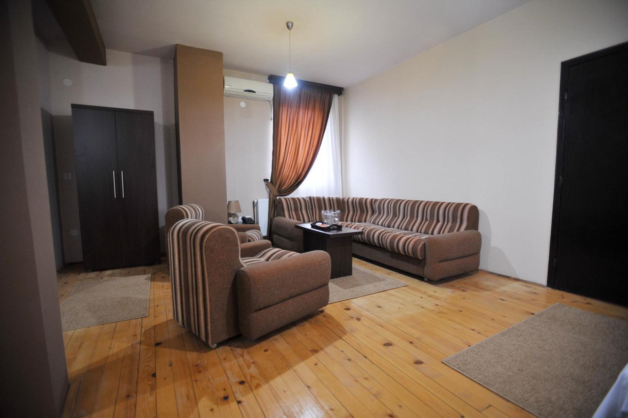 Garni Hotel City Krusevac Room photo