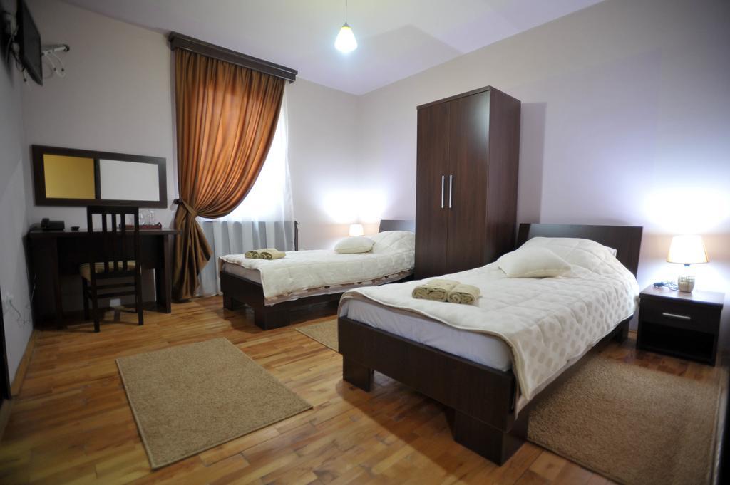 Garni Hotel City Krusevac Room photo