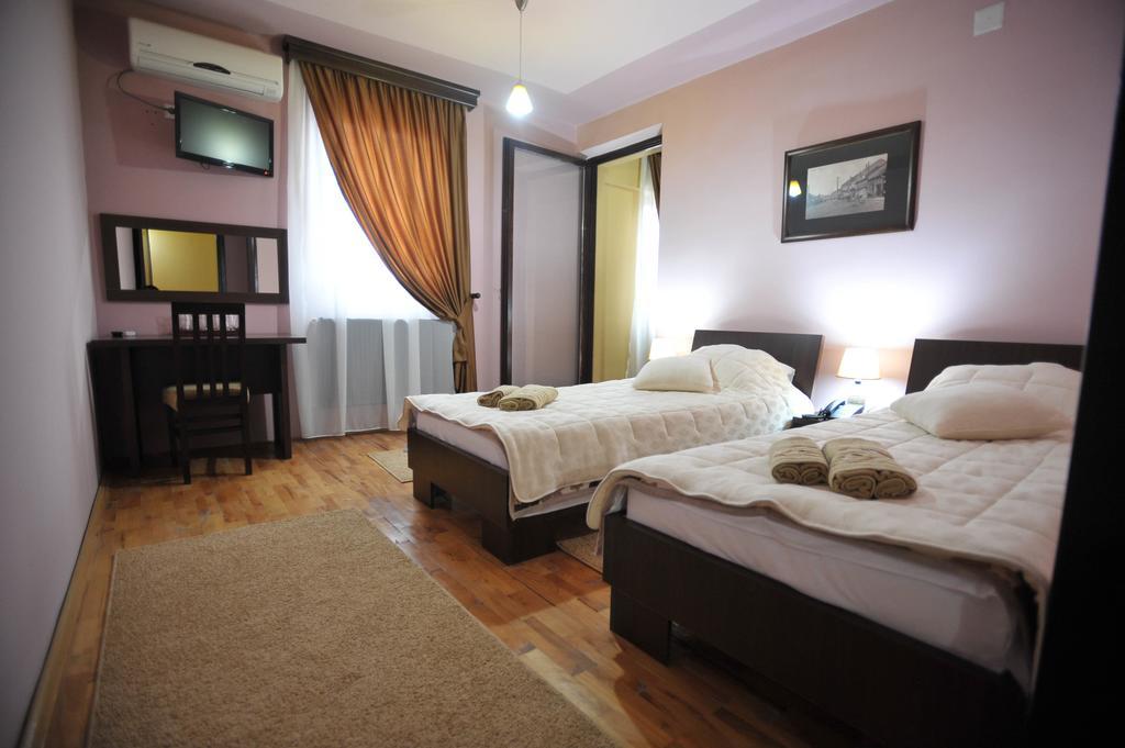 Garni Hotel City Krusevac Room photo
